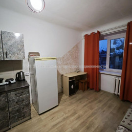 Продам квартиру, Косарева ул. , 1  ком., 23 м², косметический ремонт