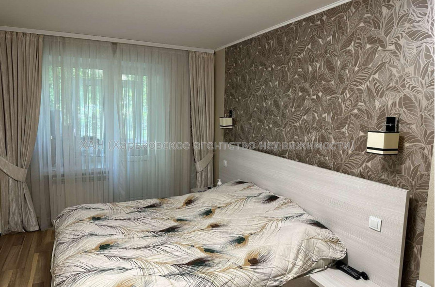 Продам квартиру, Льва Ландау просп. , 4  ком., 101 м², капитальный ремонт 