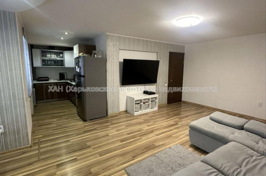 Продам квартиру, Льва Ландау просп. , 4  ком., 101 м², капитальный ремонт 