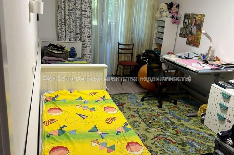 Продам квартиру, Льва Ландау просп. , 4  ком., 101 м², капитальный ремонт 