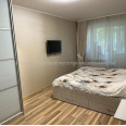 Продам квартиру, Льва Ландау просп. , 4 кім., 101 м², капитальный ремонт 
