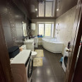Продам квартиру, Льва Ландау просп. , 4  ком., 101 м², капитальный ремонт 