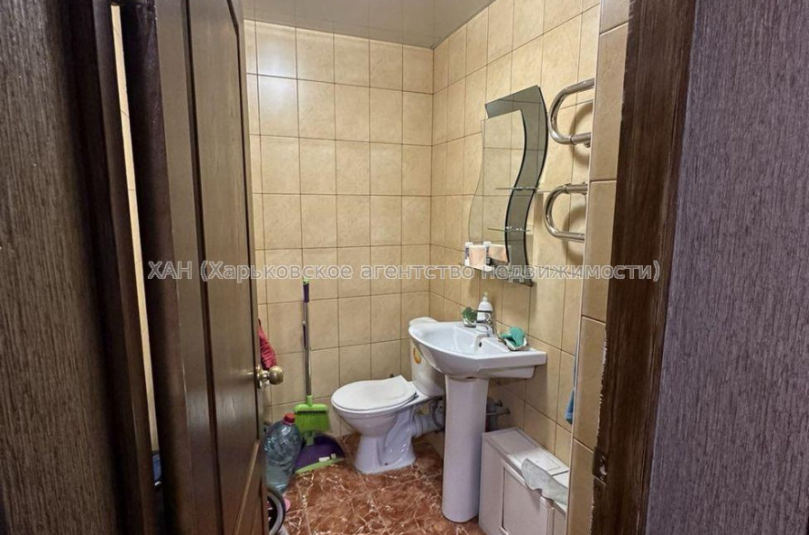 Продам квартиру, Льва Ландау просп. , 4  ком., 101 м², капитальный ремонт 