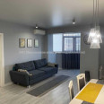 Продам квартиру, Людвига Свободы просп. , 2  ком., 70 м², евроремонт 