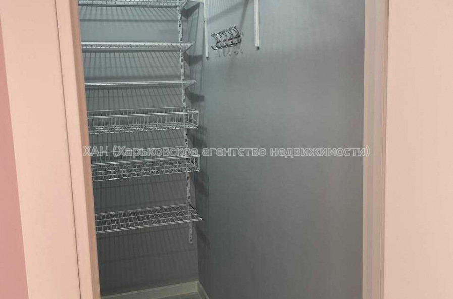 Продам квартиру, Людвига Свободы просп. , 2  ком., 70 м², евроремонт 