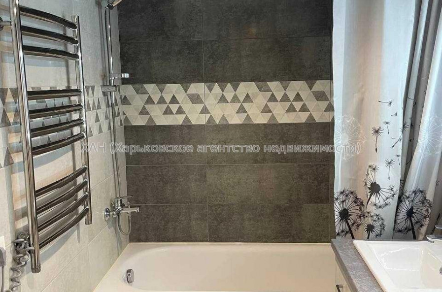 Продам квартиру, Людвига Свободы просп. , 2  ком., 70 м², евроремонт 