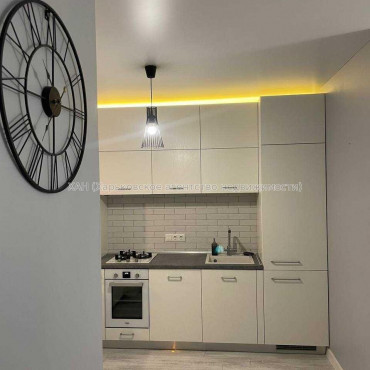 Продам квартиру, Людвига Свободы просп. , 2 кім., 70 м², евроремонт 