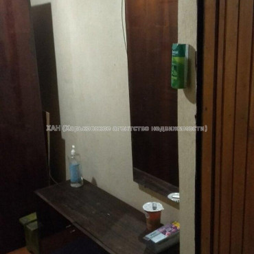 Продам квартиру, Фейербаха площ. , 3 кім., 50 м², советский ремонт 