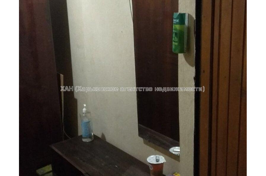 Продам квартиру, Фейербаха площ. , 3 кім., 50 м², советский ремонт 