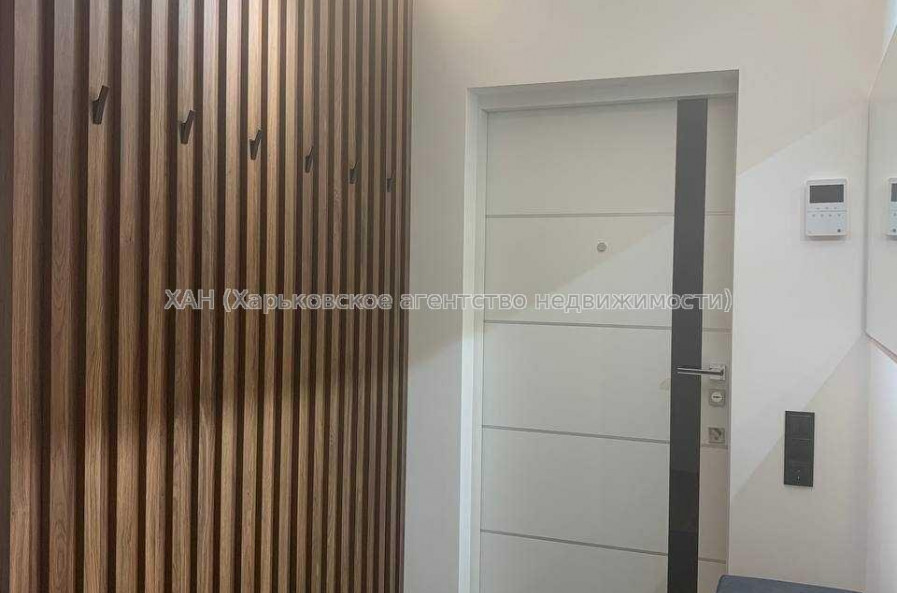Продам квартиру, Победы просп. , 2  ком., 77 м², евроремонт 