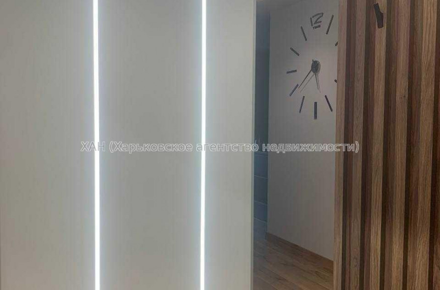 Продам квартиру, Победы просп. , 2  ком., 77 м², евроремонт 
