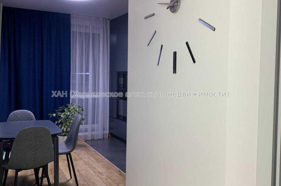 Продам квартиру, Победы просп. , 2  ком., 77 м², евроремонт 