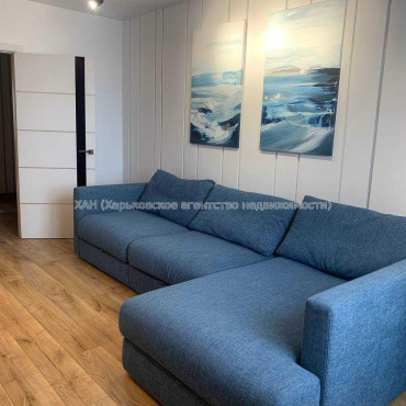 Продам квартиру, Победы просп. , 2  ком., 77 м², евроремонт 