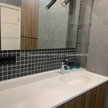 Продам квартиру, Победы просп. , 2  ком., 77 м², евроремонт 