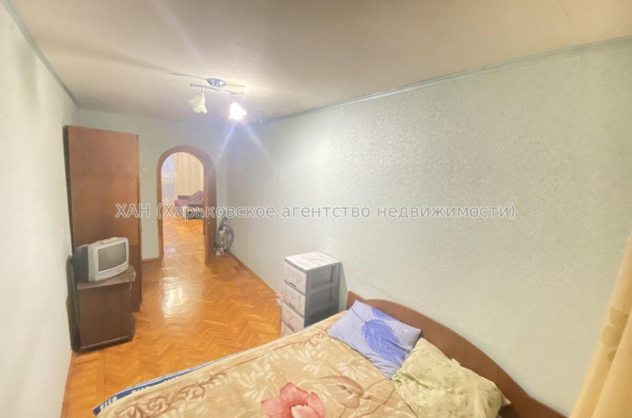 Здам квартиру, Защитников Неба ул. , 2 кім., 45 м², советский ремонт 