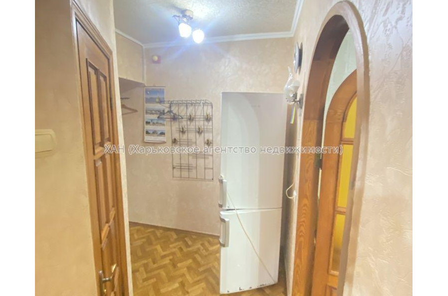 Здам квартиру, Защитников Неба ул. , 2 кім., 45 м², советский ремонт 