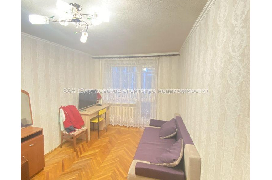Здам квартиру, Защитников Неба ул. , 2 кім., 45 м², советский ремонт 