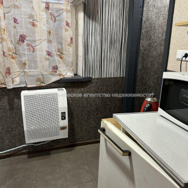 Продам квартиру, Одоевского ул. , 2  ком., 30.50 м², косметический ремонт 