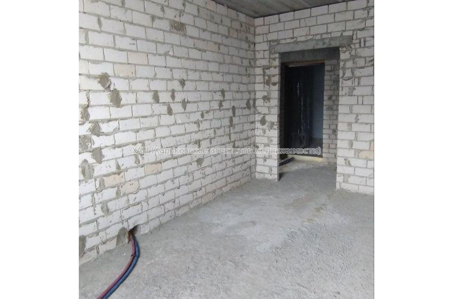 Продам квартиру, Валентиновская ул. , 1  ком., 40 м², без внутренних работ 