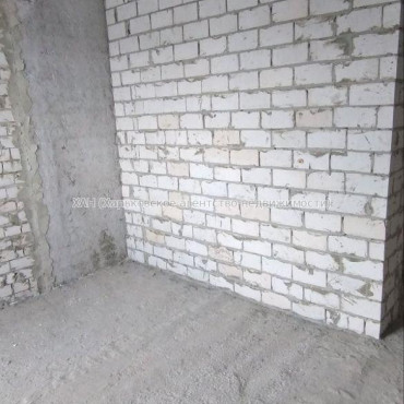 Продам квартиру, Валентиновская ул. , 1  ком., 40 м², без внутренних работ 