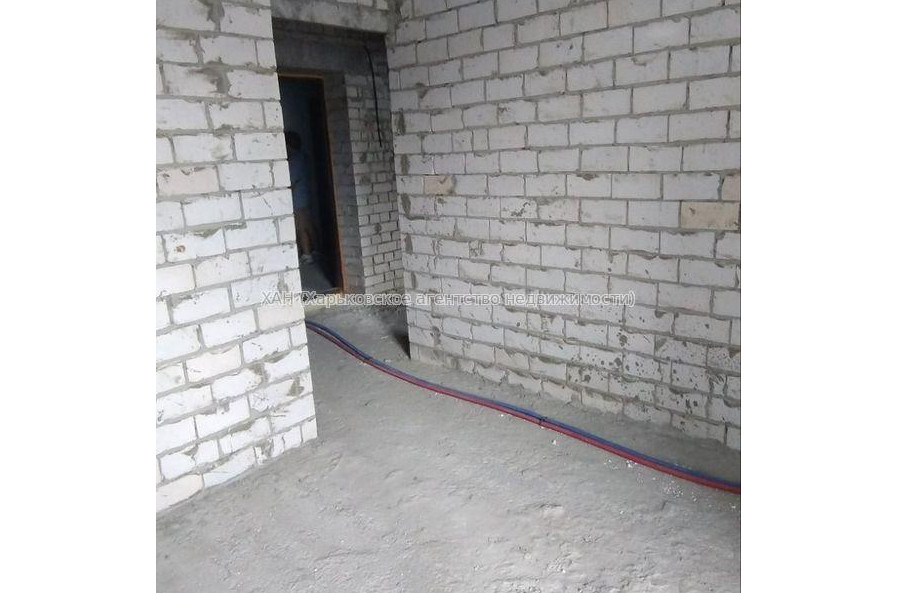 Продам квартиру, Валентиновская ул. , 1  ком., 40 м², без внутренних работ 