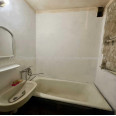 Продам квартиру, Амосова ул. , 4  ком., 81 м², косметический ремонт 