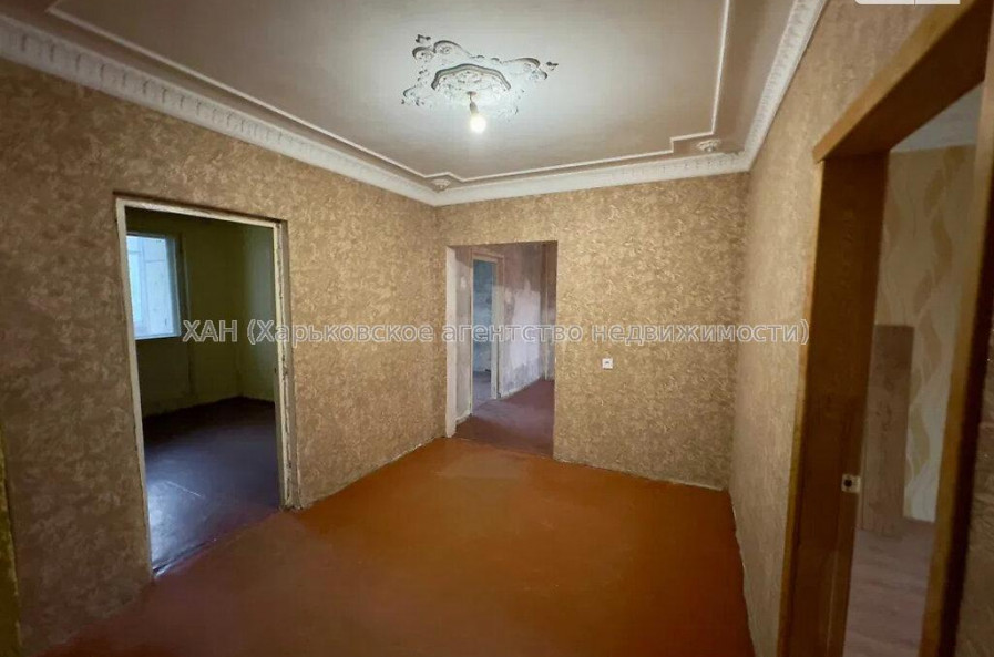 Продам квартиру, Амосова ул. , 4  ком., 81 м², косметический ремонт 