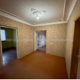 Продам квартиру, Амосова ул. , 4  ком., 81 м², косметический ремонт 