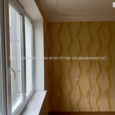 Продам квартиру, Амосова ул. , 4  ком., 81 м², косметический ремонт 