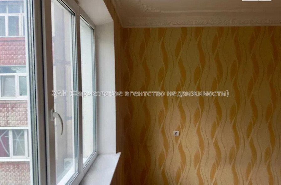 Продам квартиру, Амосова ул. , 4  ком., 81 м², косметический ремонт 