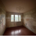 Продам квартиру, Амосова ул. , 4  ком., 81 м², косметический ремонт 