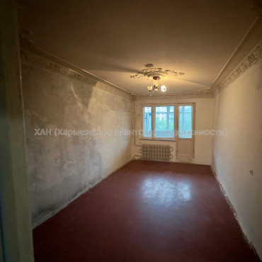 Продам квартиру, Амосова ул. , 4  ком., 81 м², косметический ремонт 