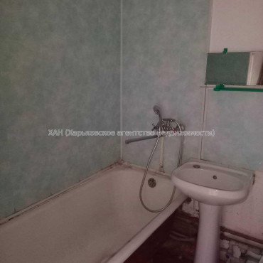 Продам квартиру, Непокоренных ул. , 1  ком., 32.70 м², советский ремонт 