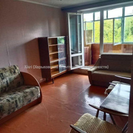 Продам квартиру, Непокоренных ул. , 1 кім., 32.70 м², советский ремонт