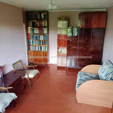 Продам квартиру, Непокоренных ул. , 1  ком., 32.70 м², советский ремонт 