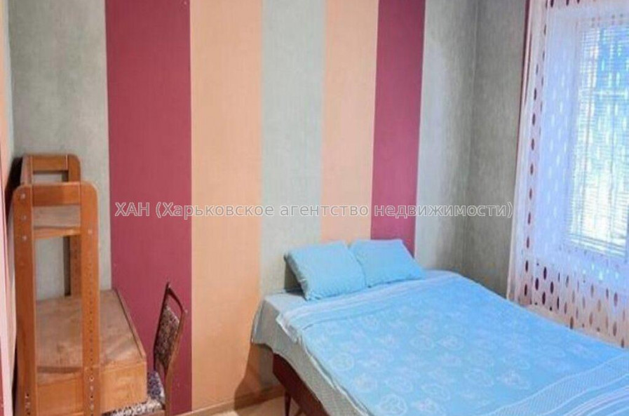 Продам квартиру, Единства ул. , 3  ком., 66.20 м², частичный ремонт 