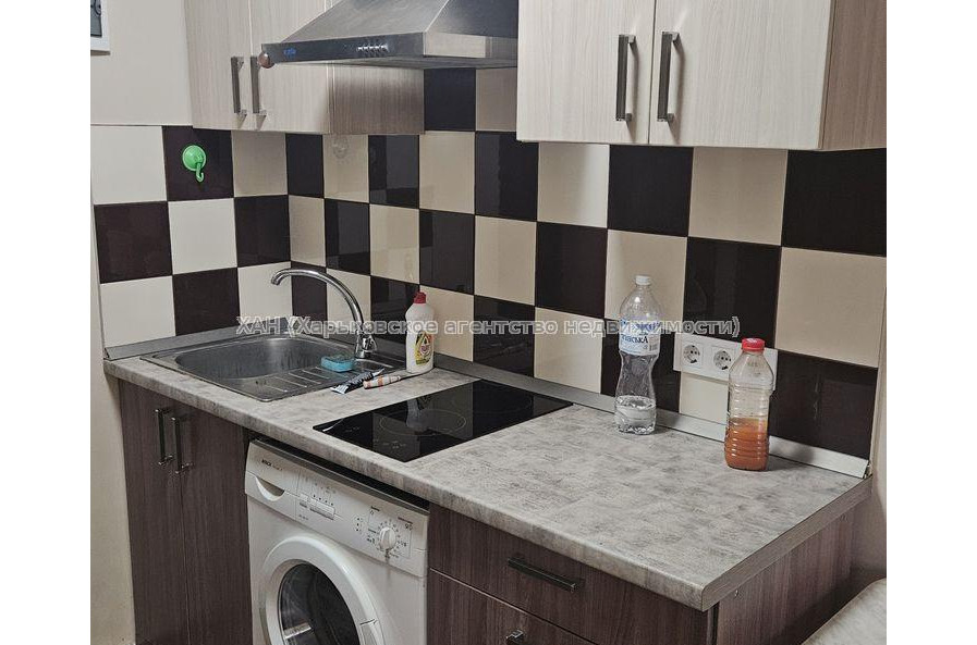 Продам квартиру, Глобинская ул. , 1  ком., 17.50 м², евроремонт 