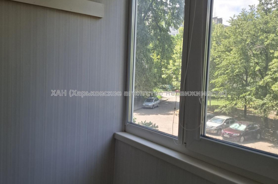 Продам квартиру, Тракторостроителей просп. , 2 кім., 45 м², частичный ремонт 