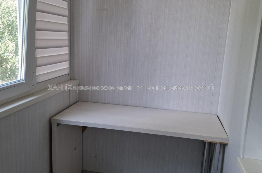 Продам квартиру, Тракторостроителей просп. , 2 кім., 45 м², частичный ремонт 