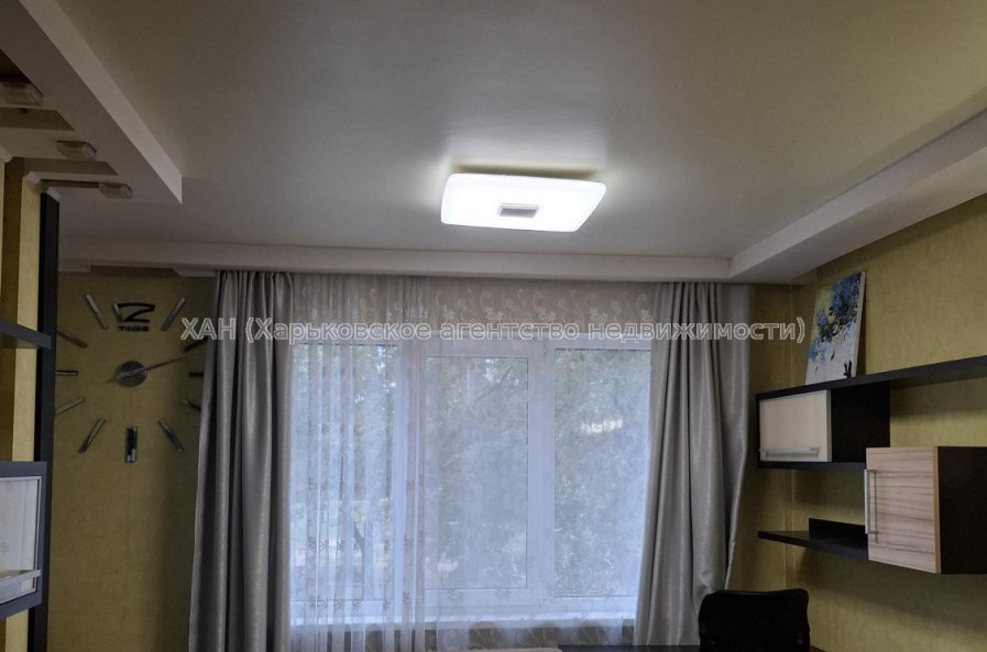 Продам квартиру, Тракторостроителей просп. , 2 кім., 46 м², частичный ремонт 