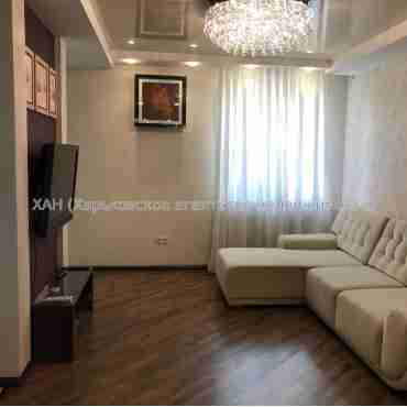 Продам квартиру, Академика Павлова ул. , 160Д , 3 кім., 121 м², евроремонт 