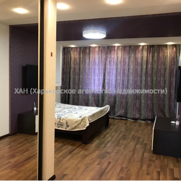 Продам квартиру, Академика Павлова ул. , 160Д , 3  ком., 121 м², евроремонт 