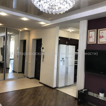 Продам квартиру, Академика Павлова ул. , 160Д , 3  ком., 121 м², евроремонт 