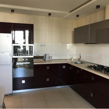 Продам квартиру, Академика Павлова ул. , 160Д , 3  ком., 121 м², евроремонт 