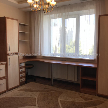Продам квартиру, Академика Павлова ул. , 160Д , 3  ком., 121 м², евроремонт 