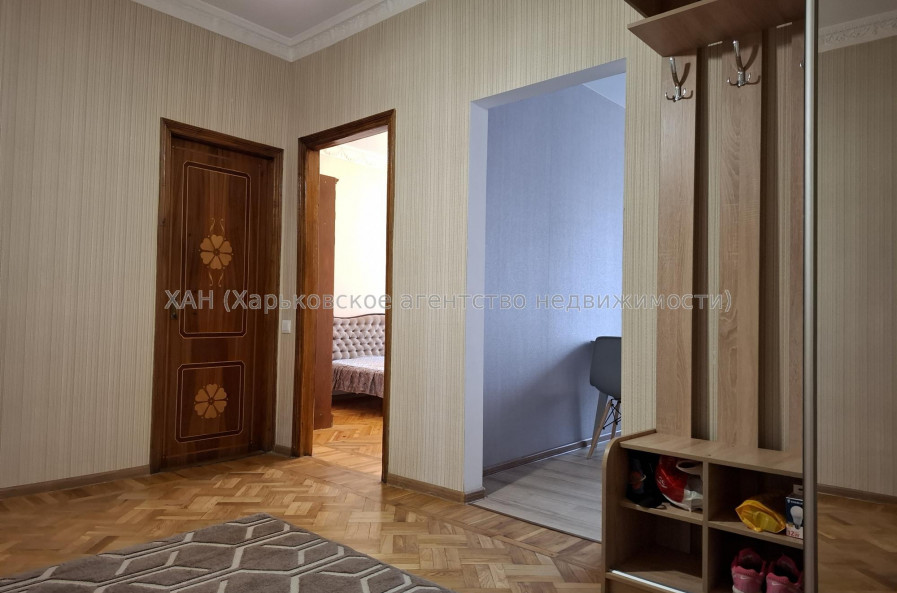Здам квартиру, Науки просп. , 31В , 2 кім., 65 м², капитальный ремонт 