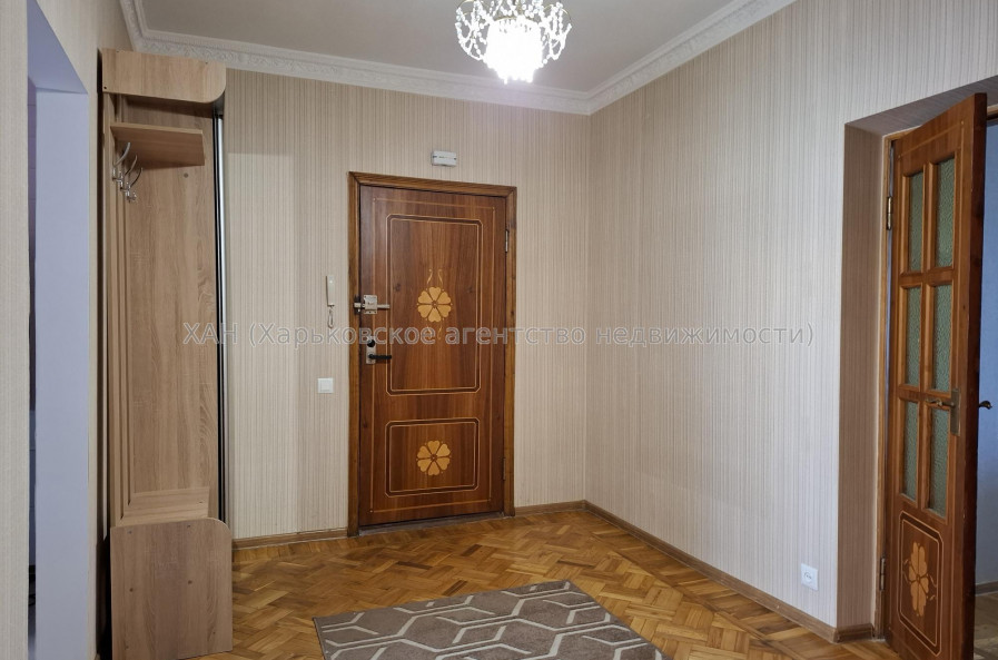Здам квартиру, Науки просп. , 31В , 2 кім., 65 м², капитальный ремонт 