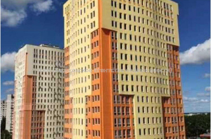 Продам квартиру, Гвардейцев Широнинцев ул. , 3  ком., 86.30 м², без внутренних работ 