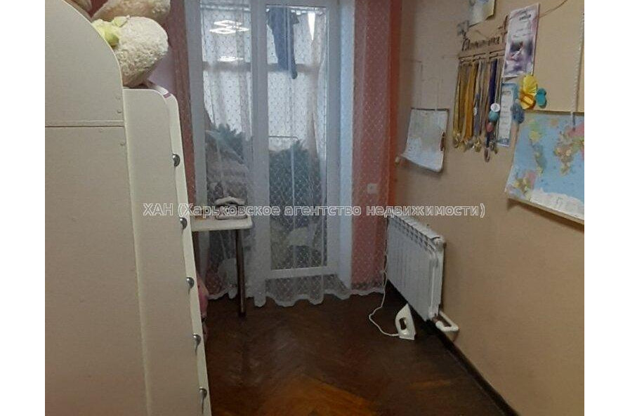 Продам квартиру, Ашхабадская ул. , 2  ком., 47 м², капитальный ремонт 