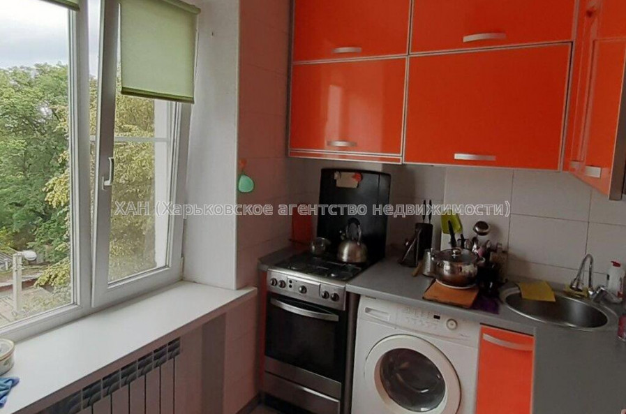 Продам квартиру, Ашхабадская ул. , 2  ком., 47 м², капитальный ремонт 